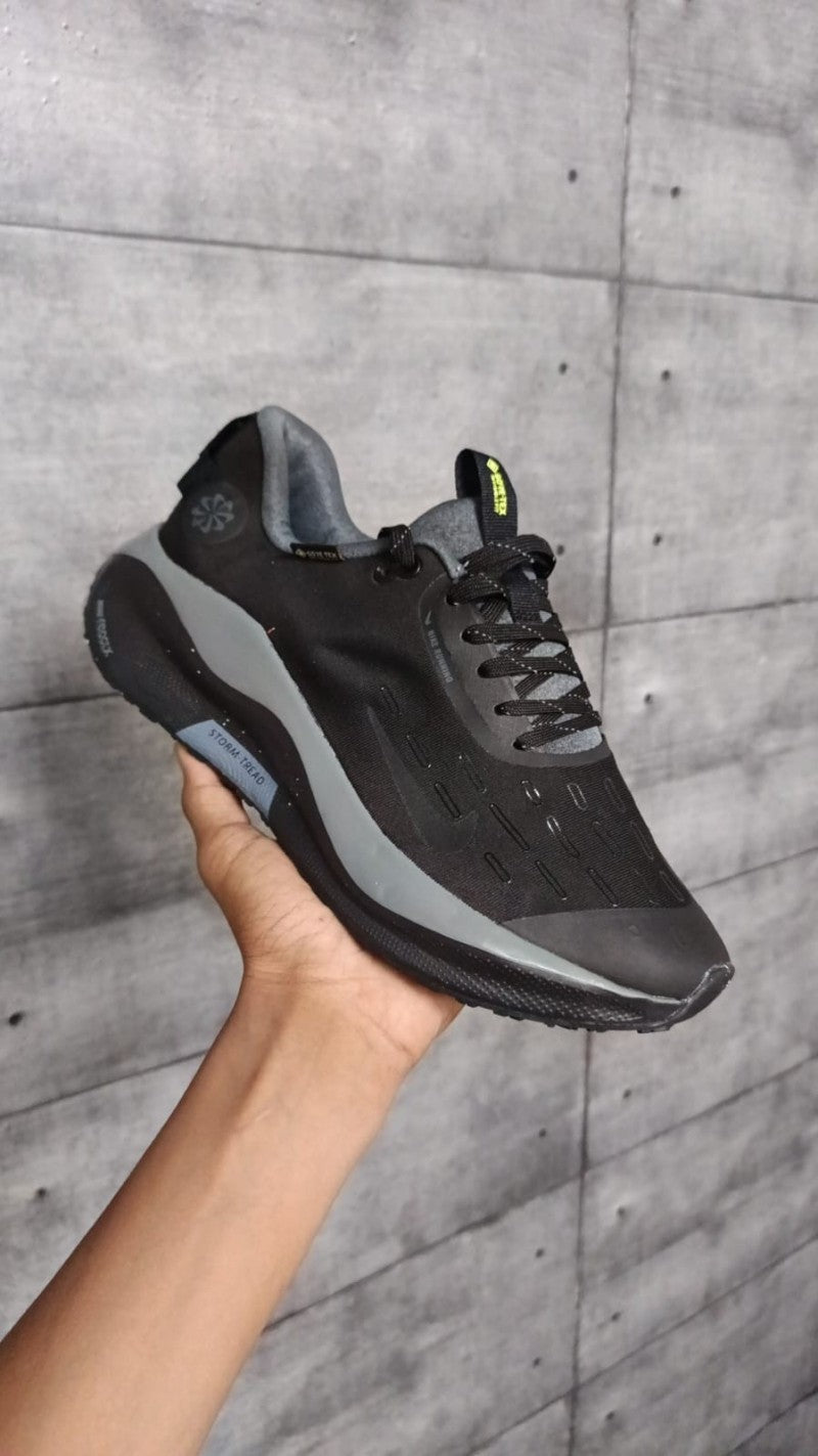 Nikee infinity Run 4 ReactX Gore Tex "All Black" #105