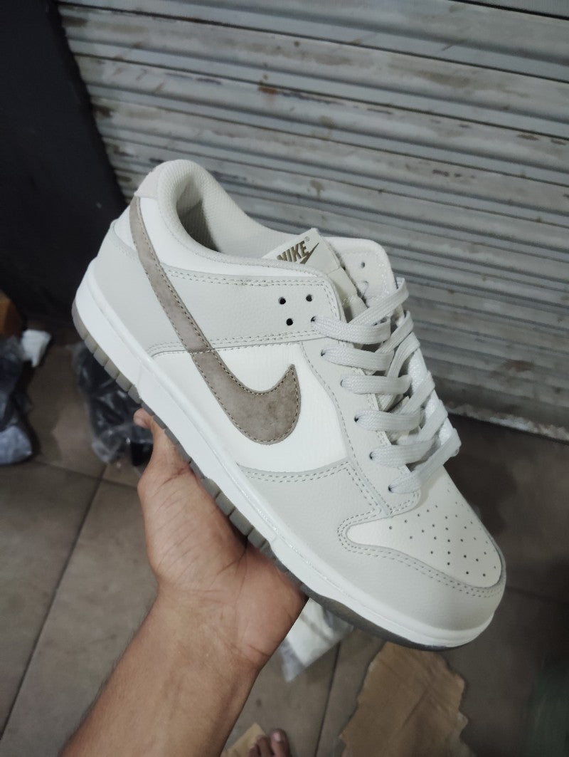 Nik.e dunk low retro se phantom khakhi 108