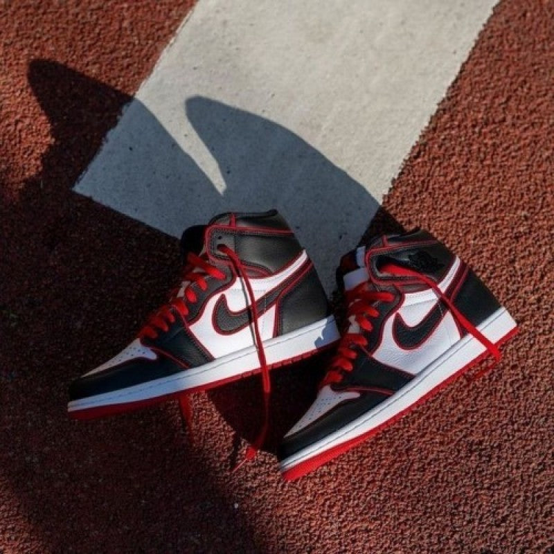Nikee Air jordan Retro 1 Bloodline Semi UA 155