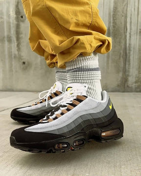 Nikee AirMax 95 Yellow Strike