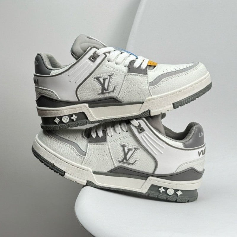 Louis Vuitton trainer grey white 147