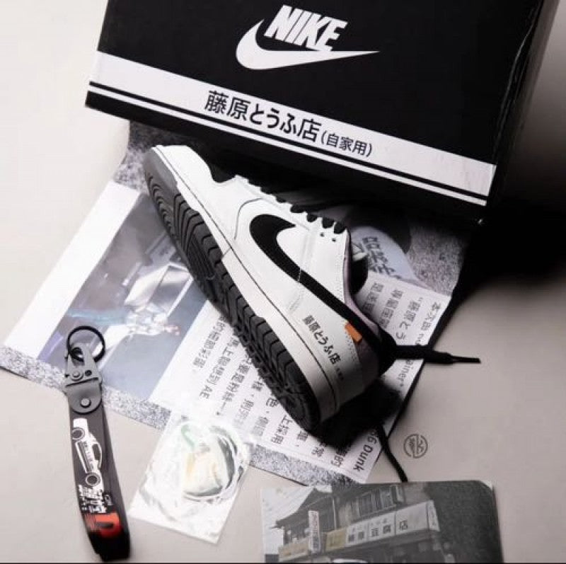 Nik.e dunk low initial d pro ae86