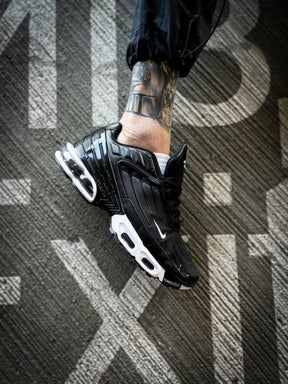 Nikee AirMax Plus 3 "Black White" #716