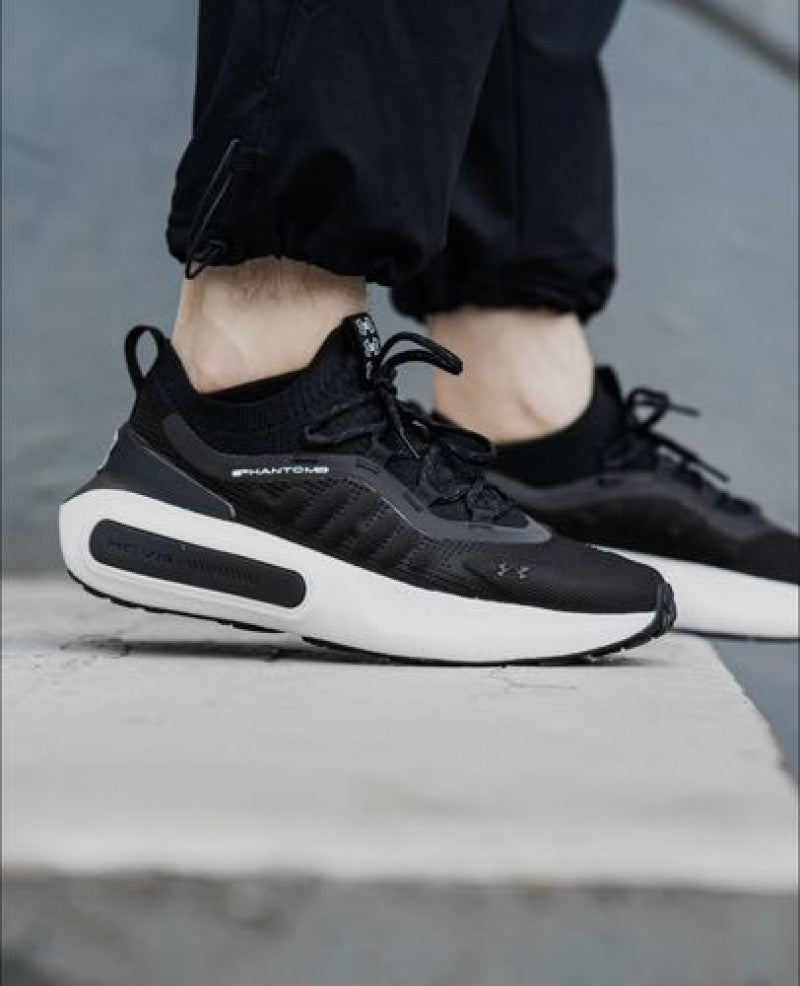 Under Armour Phantom 4 Black