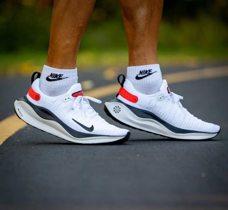 Nikee ReactX Infinity Run 4 "White Light Crimson" #723