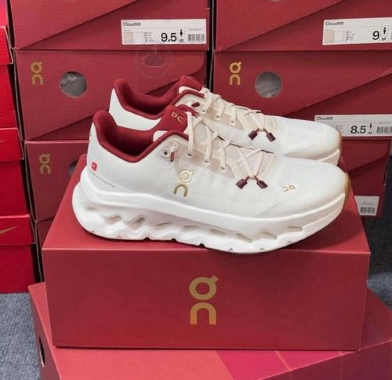 On cloud x chinese new year womens