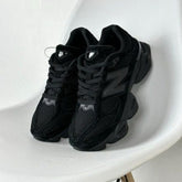 9060 triple black