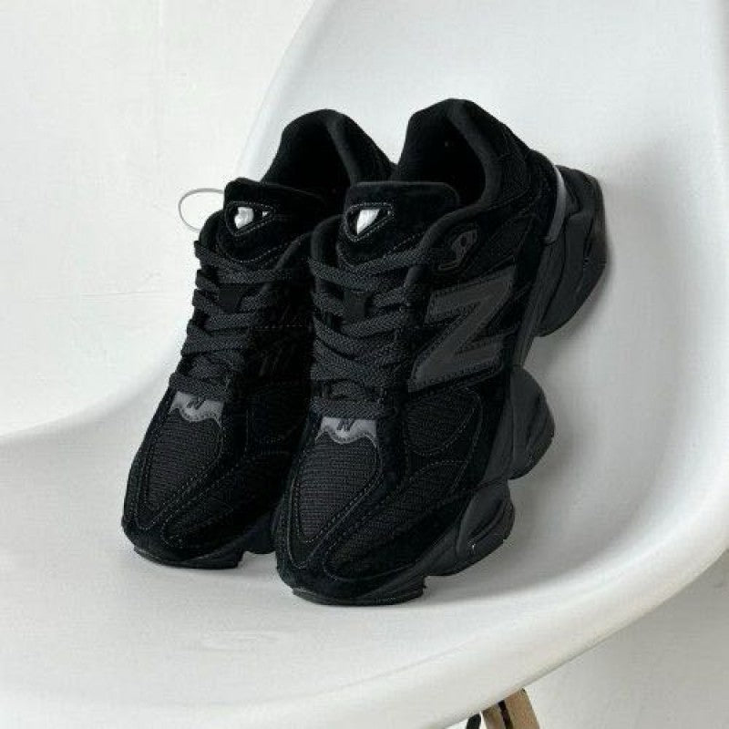 9060 triple black