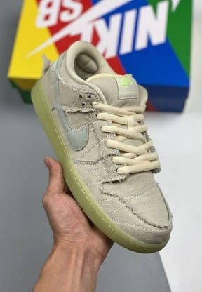 nikee sb dunk low mummy 765