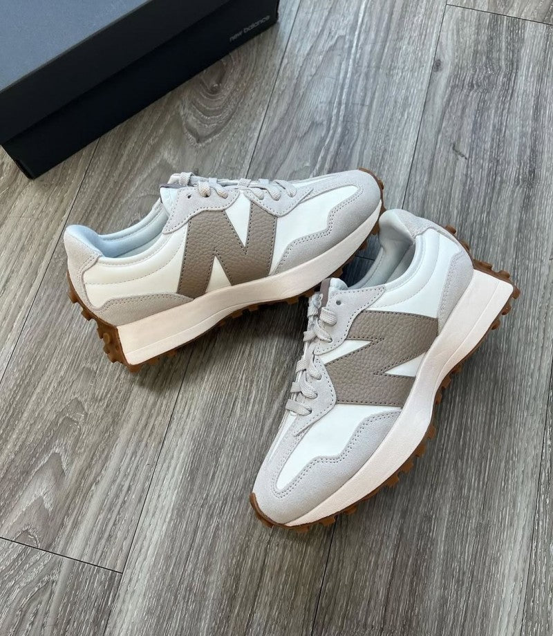 New Balance 327 Moonbeam Driftwood 186