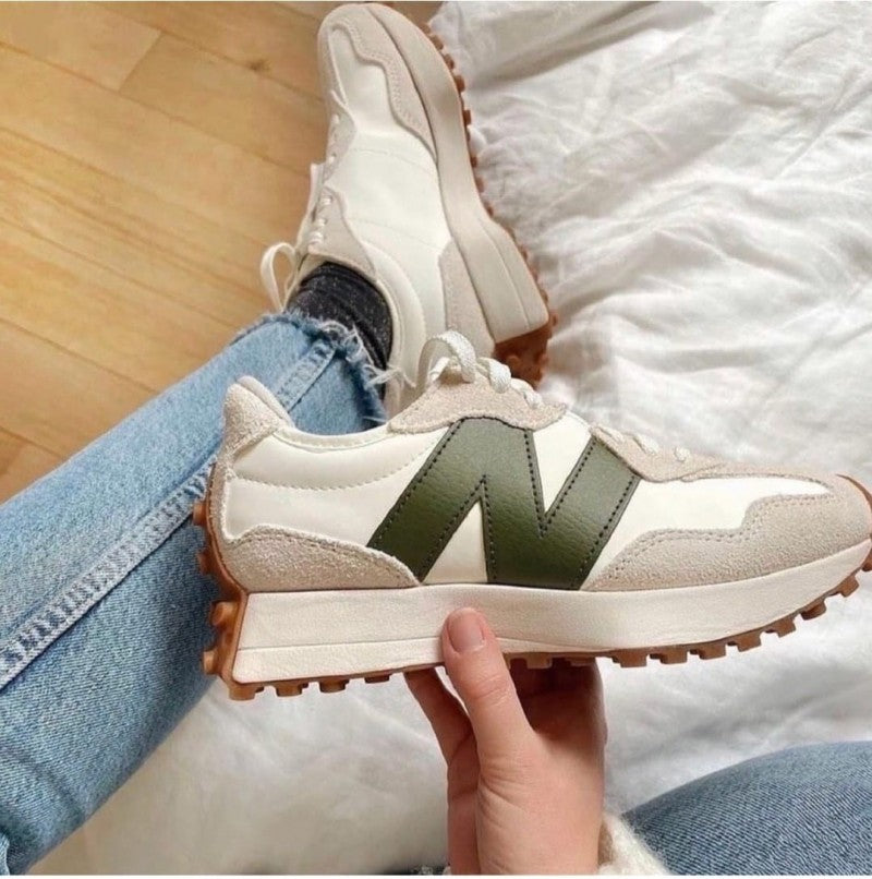 NEW BALANCE 327 MOONBEAM GREEN 110