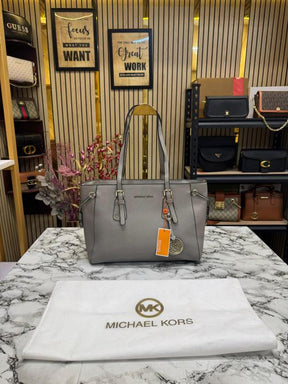 Michael  Kors Voyager Premium Quality Tote Bag With Dust Bag (Grey)