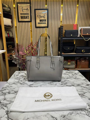 Michael  Kors Voyager Premium Quality Tote Bag With Dust Bag (Grey)