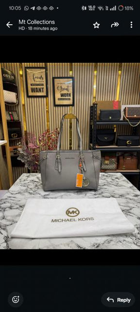 Michael  Kors Voyager Premium Quality Tote Bag With Dust Bag (Grey)