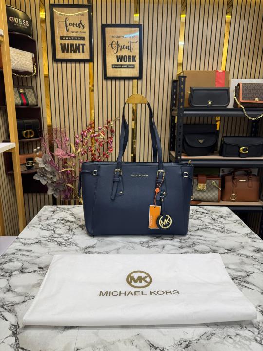 Michael  Kors Voyager Premium Quality Tote Bag With Dust Bag (Blue)