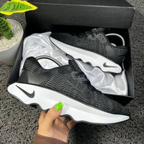 nikee Motiva Training Black (1096