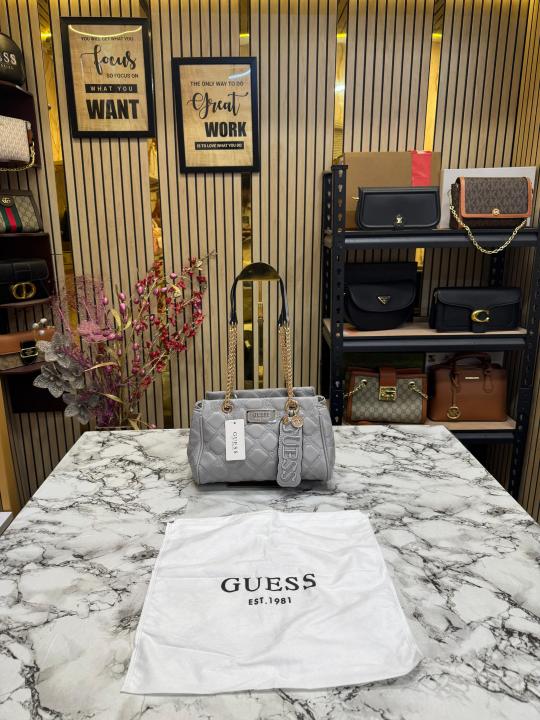 Guess Quilted Crossbody Lolli Handbag With Dust Bag ()