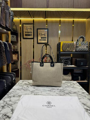 Chane  l Paris Rue Cambon Timeless Tote Bag (Khaki Black)