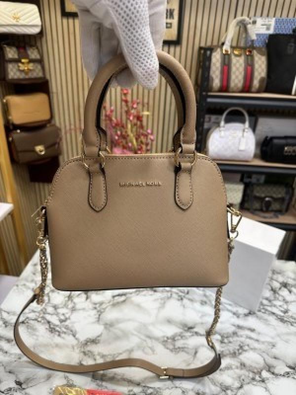 Michael  Kors Veronica Extra Small Saffiano Leather Crossbody Bag (apricot)