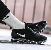 Nikee Air Vapormax Flyknit 2 0 Black