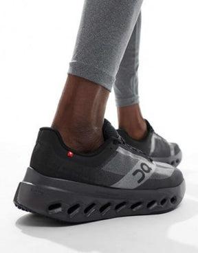 On Cloud Surfer Next Black
