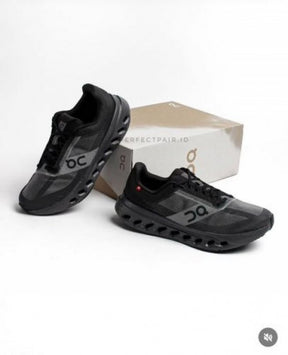 On Cloud Surfer Next Black