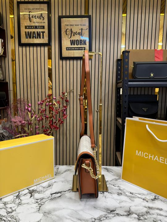 Michael  Kors Bag Shoulder Bag Leida MD Flap Chain (Beige)