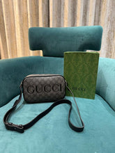 Gucci  Unisex  Shoulder  Bag  with  Logo  Grey  Messenger  With  OG  Box  &  Dust  Bag  768391