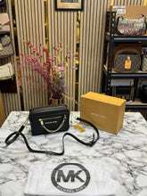 MICHAEL  KORS JET SET CAMERA CROSSBODY WITH SLING WITH OG BOX AND DUST BAG (FULL BLACK)