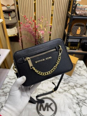 MICHAEL  KORS JET SET CAMERA CROSSBODY WITH SLING WITH OG BOX AND DUST BAG (FULL BLACK)