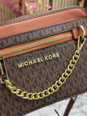 MICHAEL  KORS JET SET CAMERA CROSSBODY WITH SLING WITH OG BOX AND DUST BAG (BROWN)