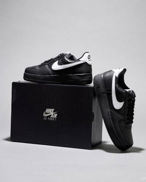 Nik ee Airforce 1 Low Retro QS Black White