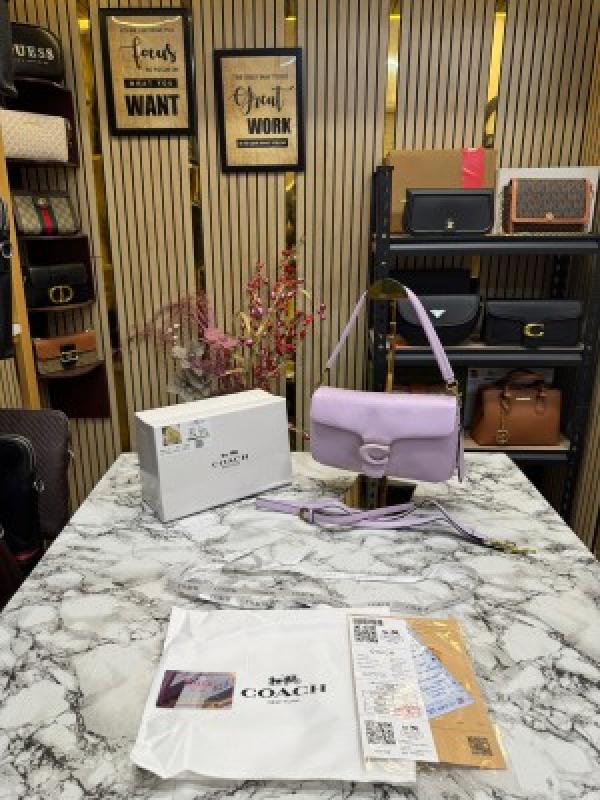 COAC  H TABBY PILLOW WITH ORIGINAL BOX AND DUST BAG (LAVENDER)