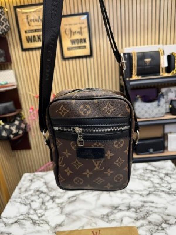Louis  Vuitton Danube Side Bag Premium Quality With Dust Bag (Brown Mono)