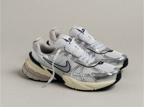 Nikee v2k run metallica sliver