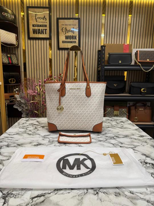 Michael  Kors Eva Tote Bag With Matching Wallet And Dust Bag (Beige)