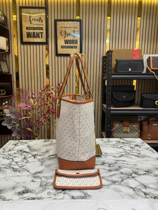 Michael  Kors Eva Tote Bag With Matching Wallet And Dust Bag (Beige)