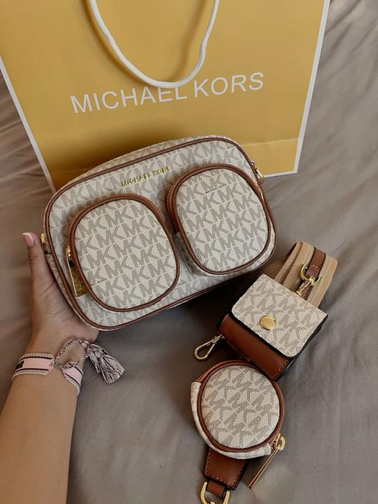 Michael  kors jet set signature crossbody bag with og box(25001 bieg brown)