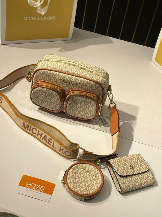 Michael  kors jet set signature crossbody bag with og box(25001 bieg brown)