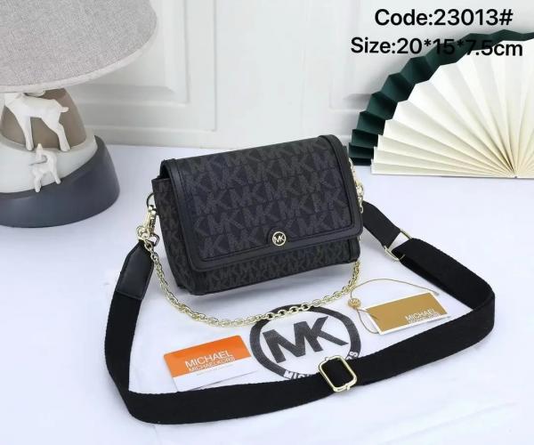 Michael  Kors  Freya  Crossbody  Bag  With  OG  &  Dust  Bag  23013  Black