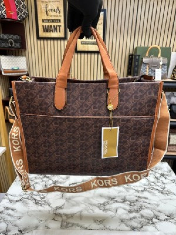 Michael  Kors Gigi Hand Bag With Dust Bag (Brown)