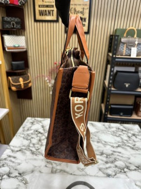 Michael  Kors Gigi Hand Bag With Dust Bag (Brown)