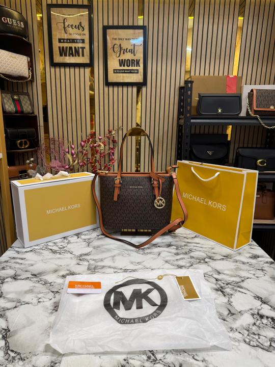 Michael  Kors Jet Set Travel With Box And Dust Bag Including Carry Bag (Brown)