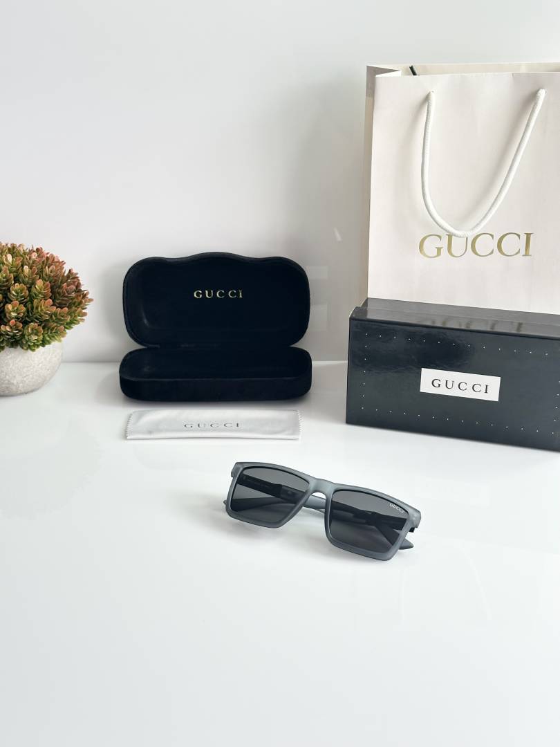 Gucci 2511 Grey