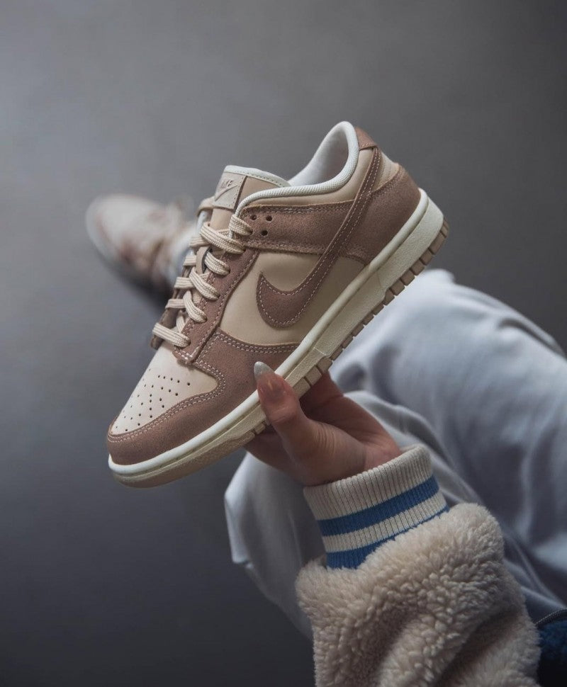 Nikee SB Dunk Low Sand Drift