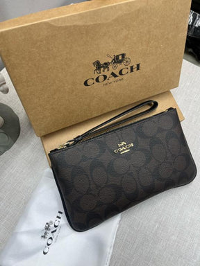 Coach  Corner  Zip  Wristlet  In  Signature  Canvas  With  Brown  With  OG  Box  &  Dust  Bag  101