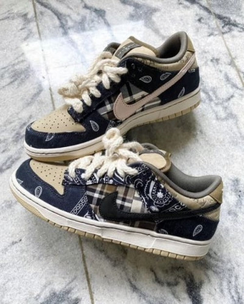 Nikee SB dunk X Travis Scott Bandana With OG Box