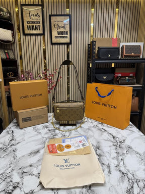 Louis  Vuitton Metis Shoulder Bag With Box And Dust Bag Including Carry Bag (coffee  Brown)