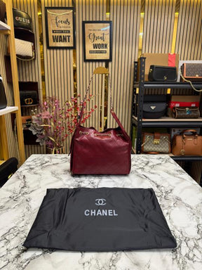 Chane  l handbag Grained calfskin & gold tone metal maroon