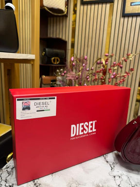 Diese  l Play Play Glossy  Shoulder Bag With Box And Dust Bag Including Carry Bag (Wine 01)